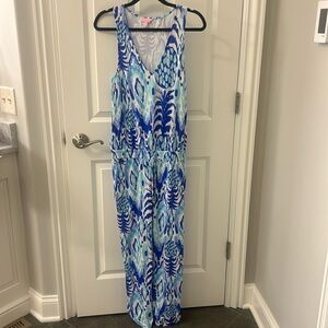 Lilly Pulitzer jumpsuit 
Small